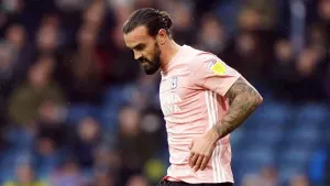 Marlon Pack earns Portsmouth point at 10-man Shrewsbury