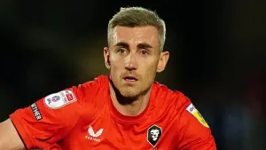 Matthew Lund grabs dramatic Salford winner against Walsall