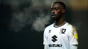 Mohamed Eisa leveller earns MK Dons point against 10-man Portsmouth
