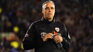 Promotion-chasing Barnsley frustrated by Lincoln