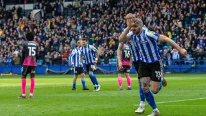Sheffield Wednesday stay in the hunt after blasting back to beat Exeter