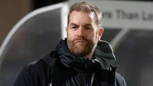 Simon Weaver: Harrogate do not play like Manchester City but players do care