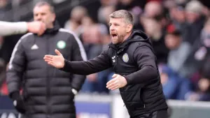 Stephen Robinson would happily swap league positions with Robbie Neilson