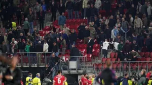 AZ Alkmaar condemn ‘pitch-black evening’ after violence mars Hammers clash