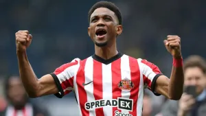 Amad Diallo urged to catch the eye of Manchester United boss Erik ten Hag