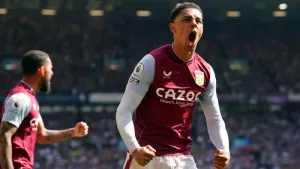 Aston Villa turn up heat on European rivals Tottenham with vital win