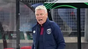 David Moyes concerned for family after trouble mars West Ham victory