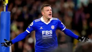 Dean Smith welcomes Jamie Vardy’s return to form in Leicester’s relegation fight