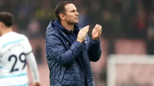 Frank Lampard: Chelsea must avoid knee-jerk decisions if they are to recover