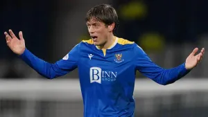 He’s a warrior – Murray Davidson gets high praise from Saints boss MacLean