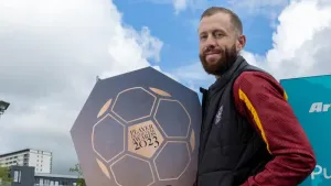 Kevin van Veen ‘played through injury’ as Motherwell man kept goal streak going