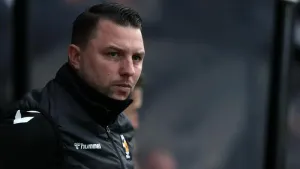 Mark Bonner disappointed as Cambridge lose control of their relegation destiny