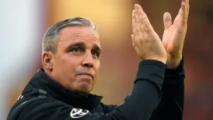 Michael Duff looking for Barnsley ‘hero’ as Tykes chase Championship return