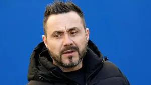 Roberto De Zerbi flattered by compliments but says Pep Guardiola is benchmark