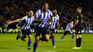 Sheffield Wednesday reach League One play-off final after stunning comeback