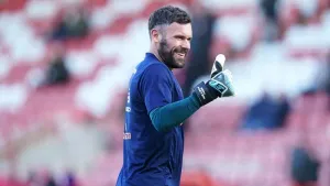 Wrexham plan talks with Ben Foster over whether he wants to carry on playing