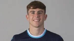 Finlay Robertson relishing playing for Tony Docherty after extending Dundee stay