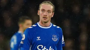 Tom Davies to leave Everton after turning down new contract
