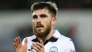 Southampton sign former Swansea full-back Ryan Manning on free transfer