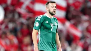 Stephen Robinson hails Conor McMenamin’s ‘sacrifice’ to join St Mirren