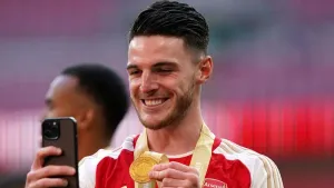 Arsenal ‘obviously paid way too much’ for Declan Rice, says Roy Keane