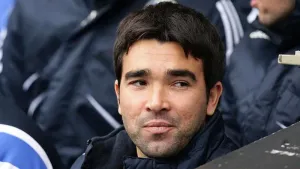 Barcelona appoint former player Deco as sporting director on three-year contract
