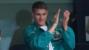 Defender Micky van de Ven joins Tottenham from Wolfsburg on six-year deal