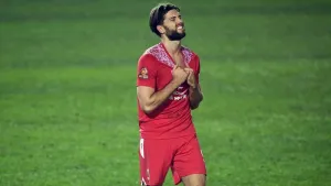 Harry Cardwell fires opener as Southend continue flying start against Dagenham