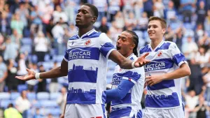Kelvin Ehibhatiomhan double helps Reading to victory over 10-man Stevenage