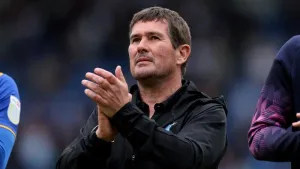 Nigel Clough: Point good in circumstances but 10-man Stags deserved all three