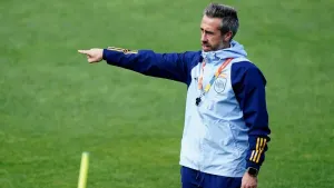 Spain boss Jorge Vilda shuts down questions on his relationship with his players