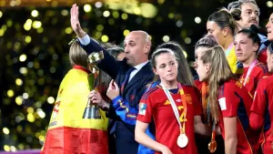 Spanish football president Luis Rubiales refuses to resign from post