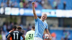Erling Haaland hits hat-trick as Manchester City sweep aside Fulham
