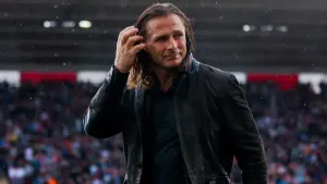 Gareth Ainsworth believes ‘sensational’ QPR are on upward curve