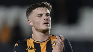 Hull held by well-drilled Plymouth