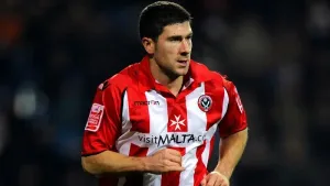 Nick Montgomery on five-man shortlist to become new Hibs boss