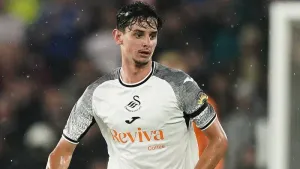 Swansea’s first win piles pressure on Sheffield Wednesday boss Xisco Munoz