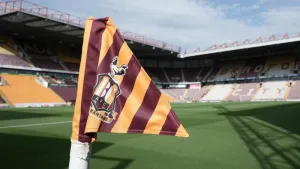 Adam Wilson grabs late equaliser as Bradford share points with Wrexham