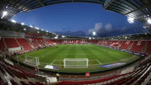 Bristol City snatch last-gasp win at Rotherham as Tommy Conway nets double