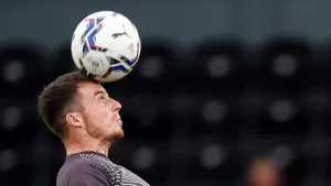 Conor Shaughnessy’s stoppage-time winner against Wycombe keeps Portsmouth top