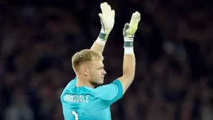 Focus on goalkeeping battle is strange – Aaron Ramsdale