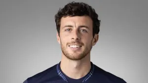 Joe Shaughnessy bags a brace as Dundee leave it late to beat Livingston