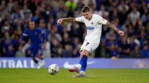 Mansfield remain only unbeaten side in League Two after draw with AFC Wimbledon