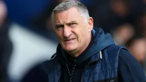 Tony Mowbray insists in-form Sunderland ‘have to keep going’