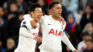 Tottenham extend lead at top of Premier League with victory at Crystal Palace