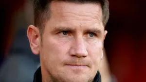 We mustn’t drop our standards – Lee Bell urges Crewe to keep levels up