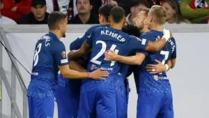 West Ham maintain Europa League momentum with win in Germany