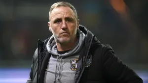 Andy Crosby urges Port Vale to stick together as winless run goes on