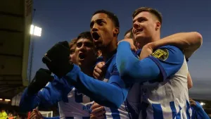 Brighton return to winning ways by edging Forest in thriller