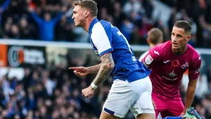 Ipswich return to winning ways after Swansea turnaround